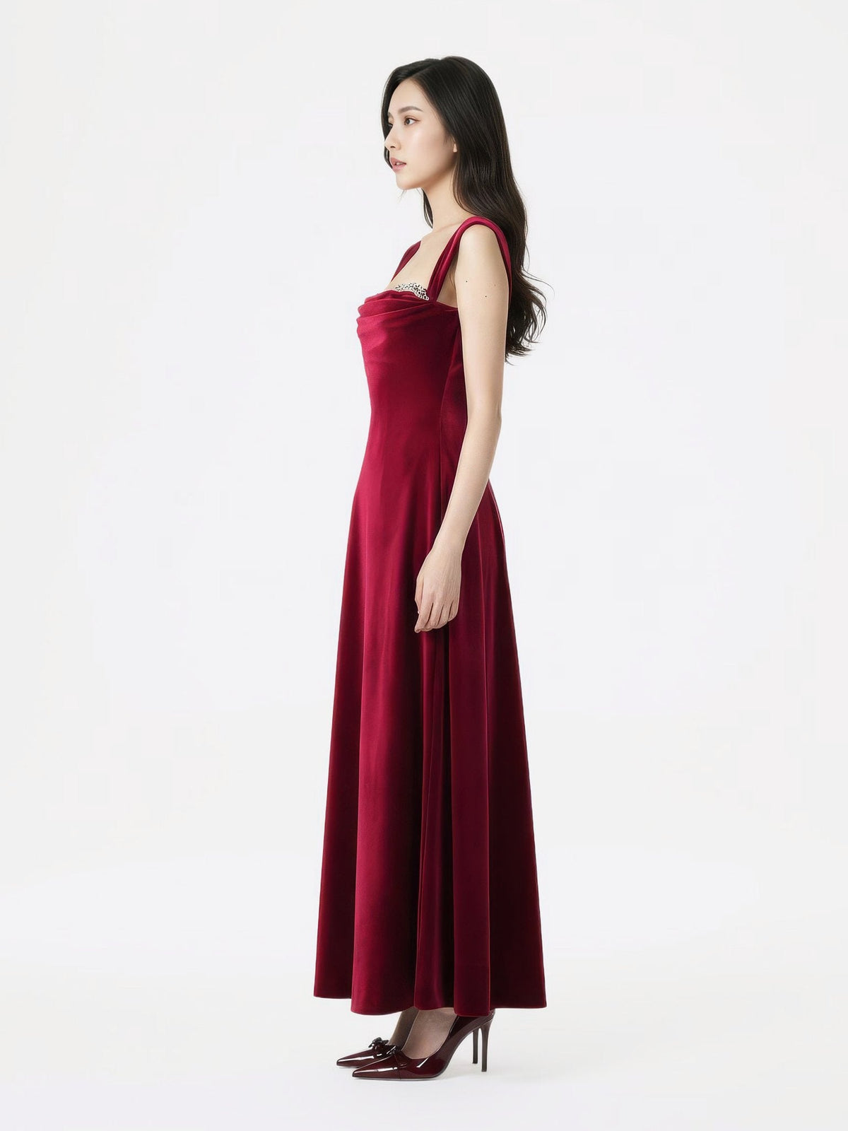 Belle Velvet Maxi Dress (Red)