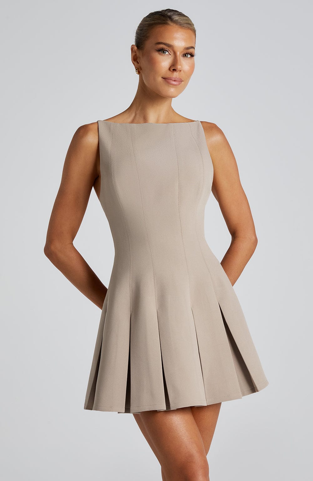 Lyra | Women's Sleeveless Flared Hem Elegant Basic Mini Dress