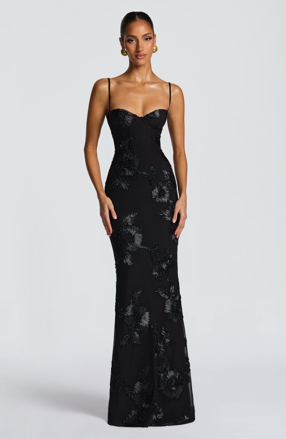 Quincy | Women's Sweetheart Neck Floral Embroidered Maxi Autumn Occasion Dress