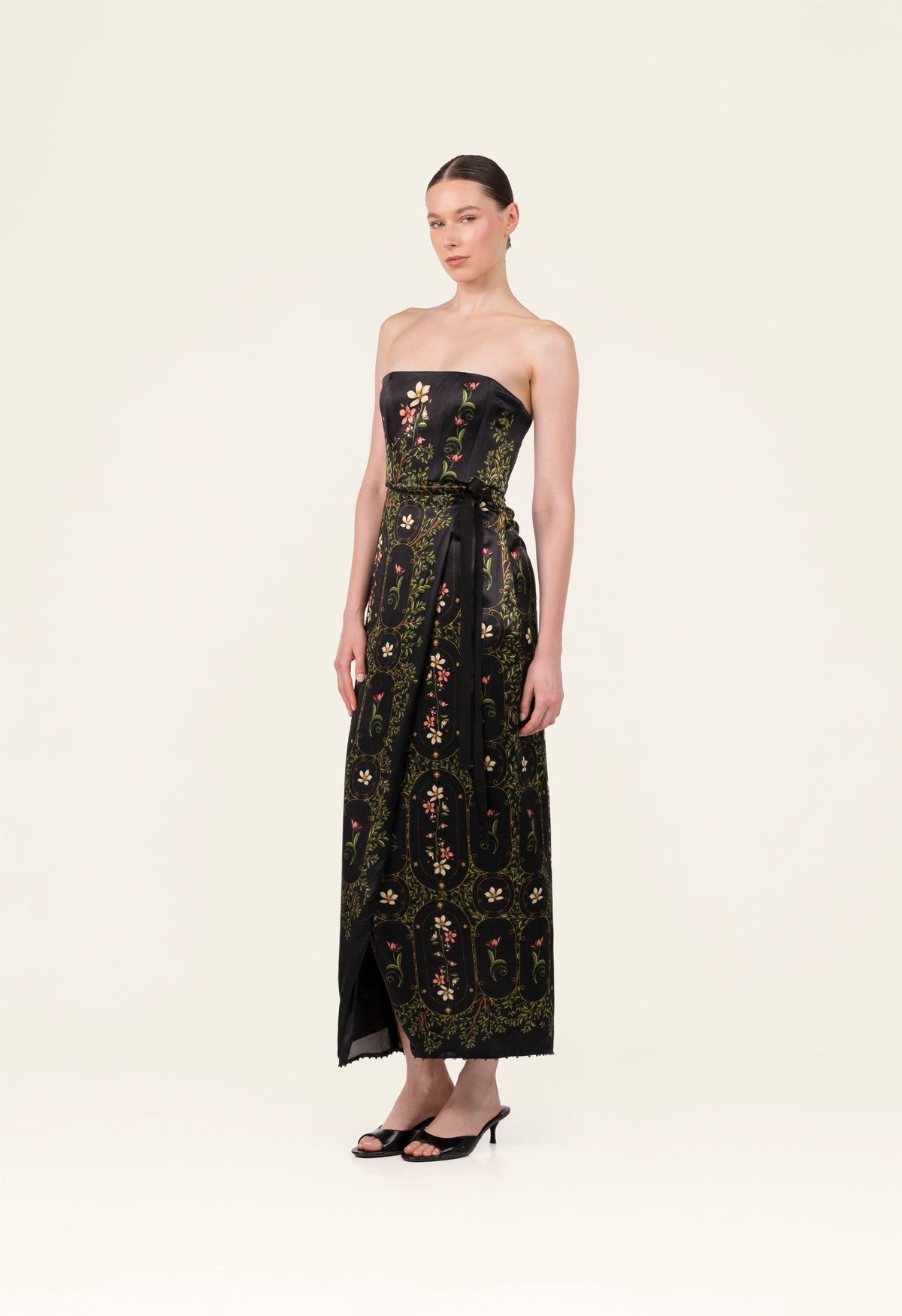 Cinéfila Noche Maxi Dress
