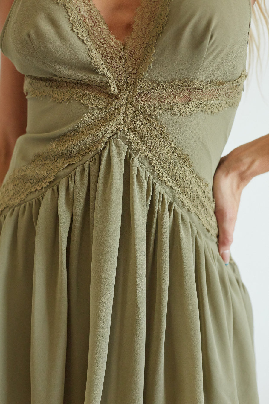 Kenz Chiffon Lace Mini Dress