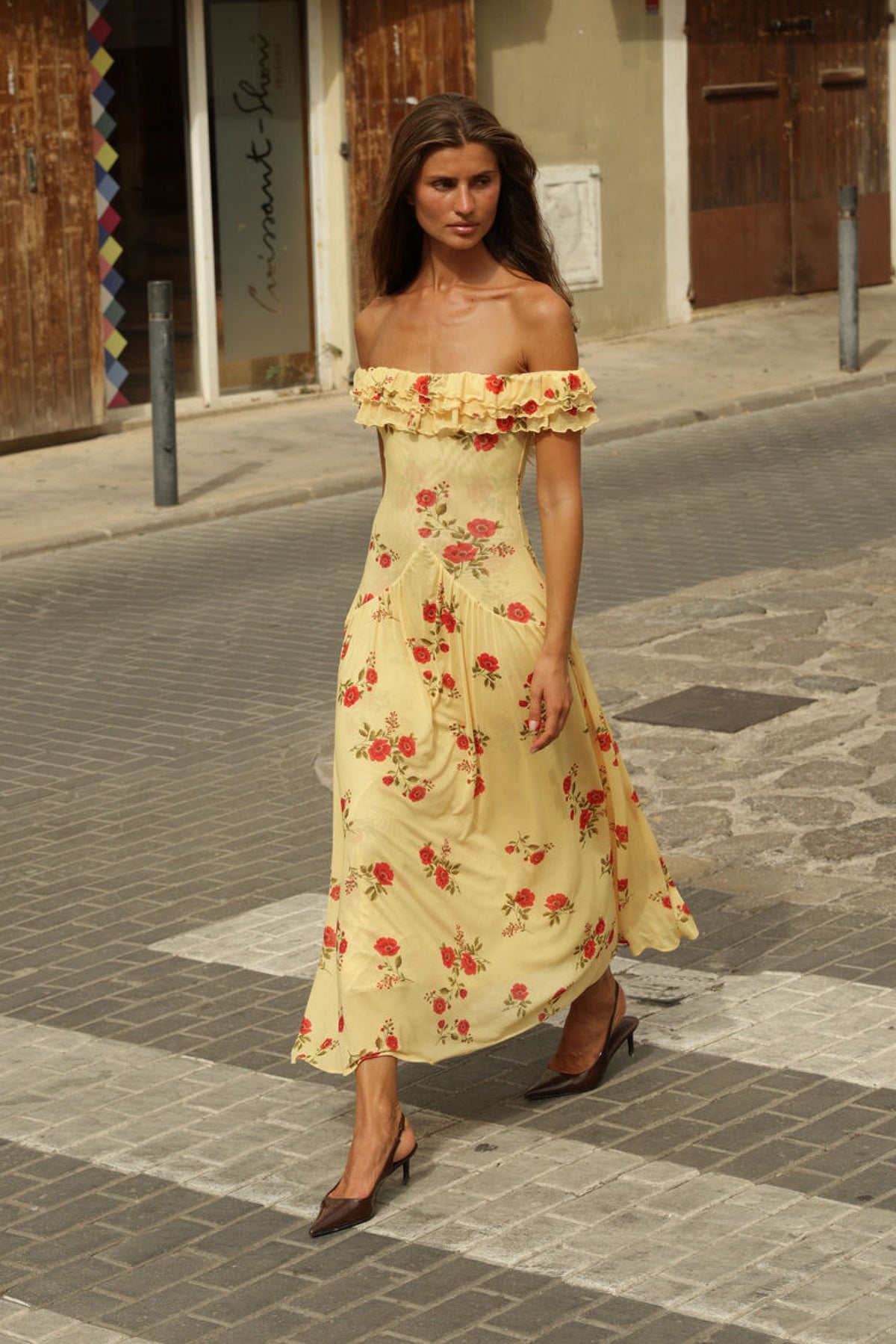 Dolly in Saffron