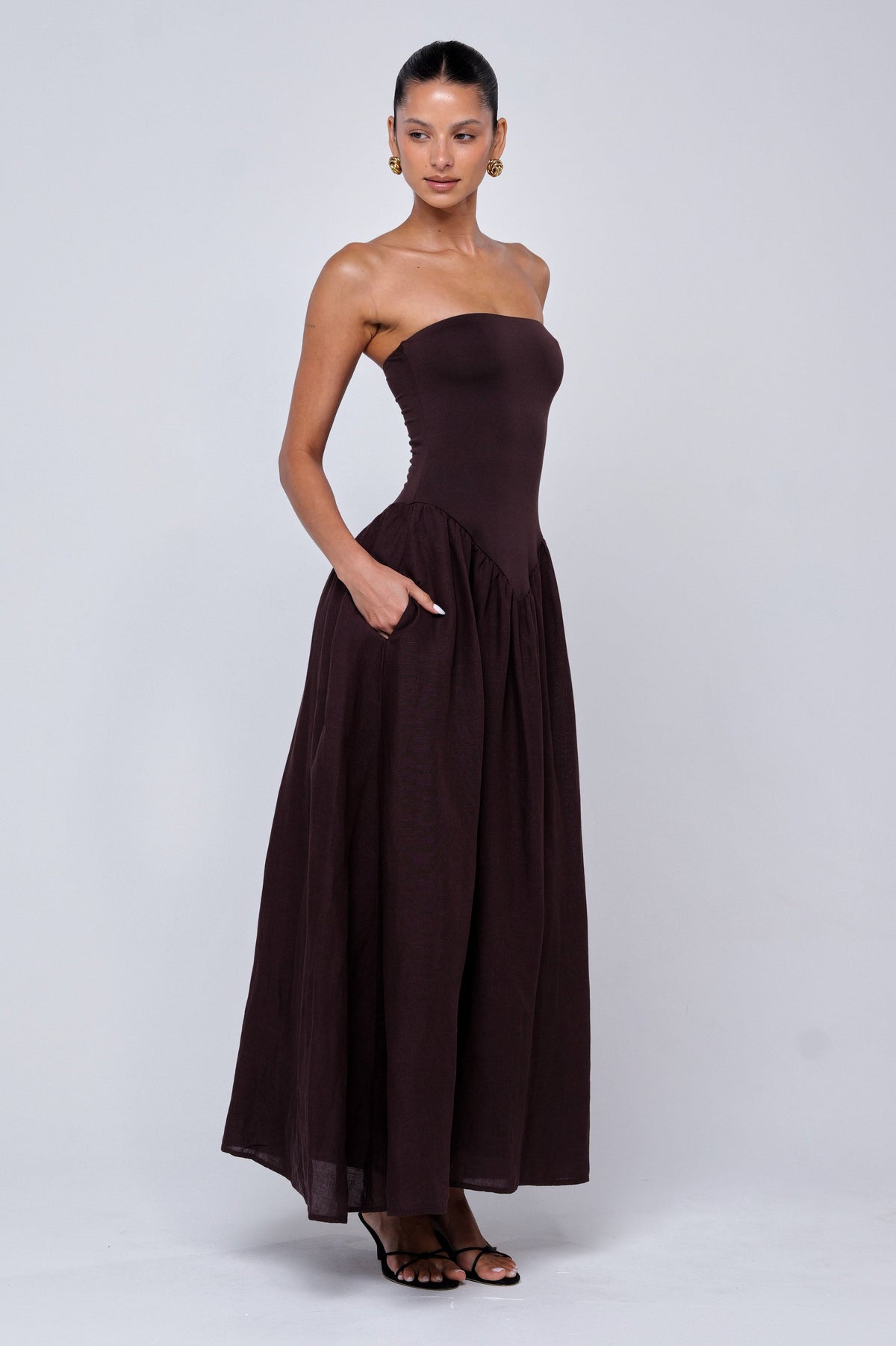 Mackenzie in Brown Linen