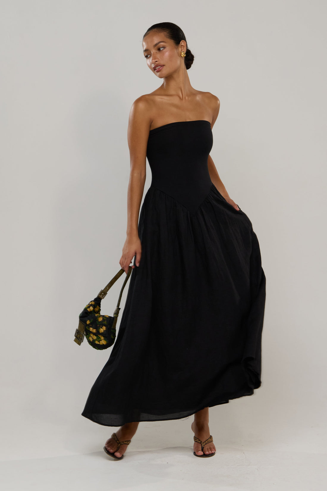 Mackenzie in Black Linen